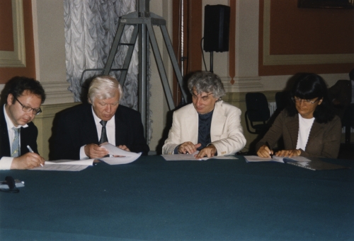 16 2003 Convenzione Pietroburgo